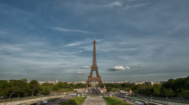 та-да! Эйфелева башня собственной персоной та-да! Эйфелева башня собственной персоной
