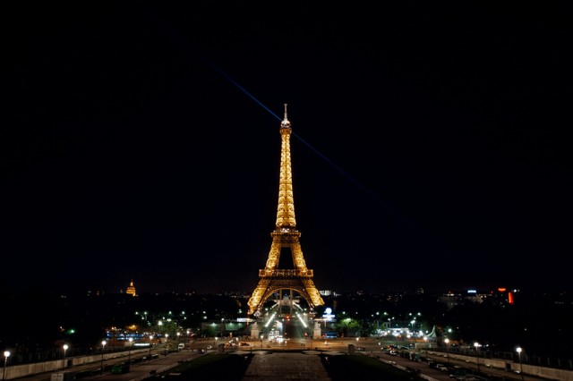 «ночная» Эйфелева башня «ночная» Эйфелева башня