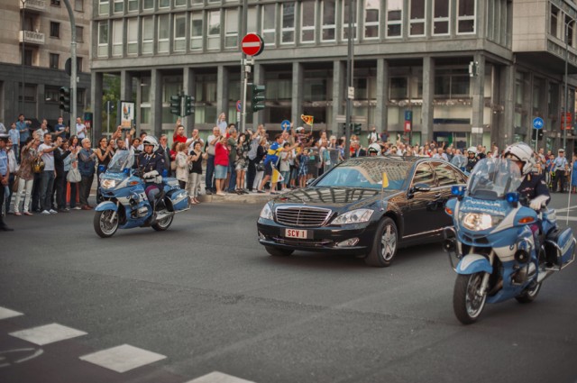 поезжающий Папа Римский поезжающий Папа Римский