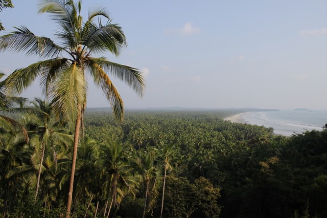  ,         . ..  -   Muzhappilangad Beach