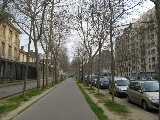 Аллея Аллея