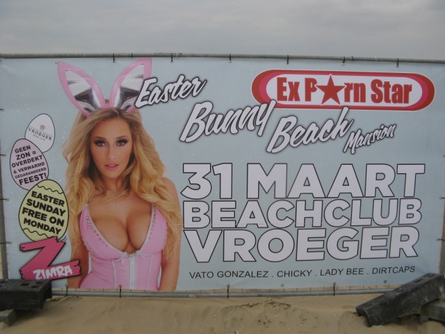 Ага))) Вовремя припёрся))) Ага))) Вовремя припёрся)))