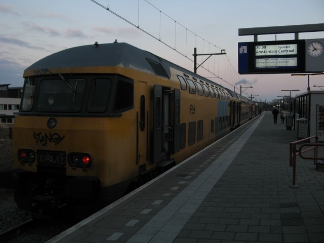 Поезд на Амстердам Поезд на Амстердам
