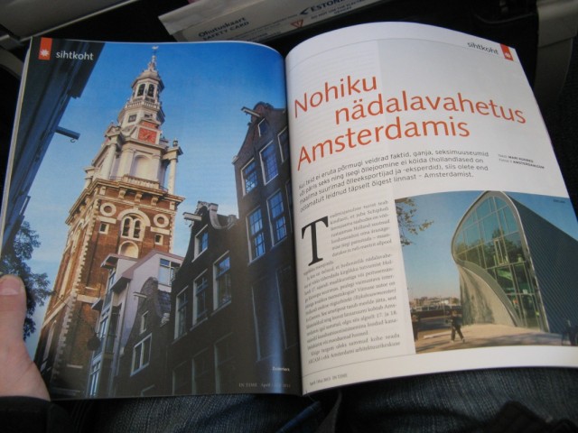 Статья про Амстердам в журнале в самолёте. Там - Южная Колокольня! Ещё один Знак %-))))