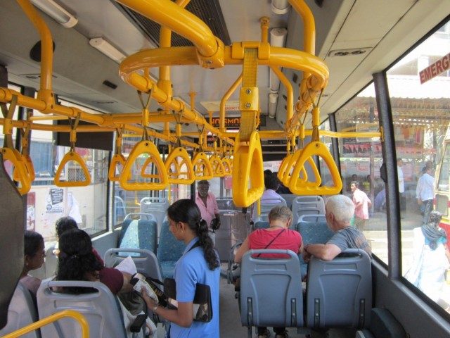 Автобус Тривандрум - Варкала.