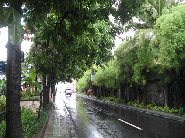 Улицы Легиан Улицы Легиан