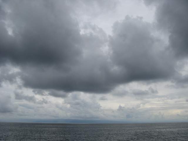 Линия Уолесса и остров Ломбок вдалеке... Линия Уолесса и остров Ломбок вдалеке...