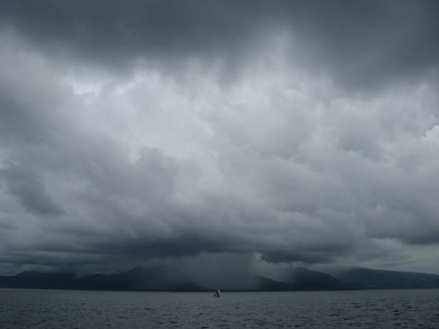 ...и где дождит - туда надо... ...и где дождит - туда надо...