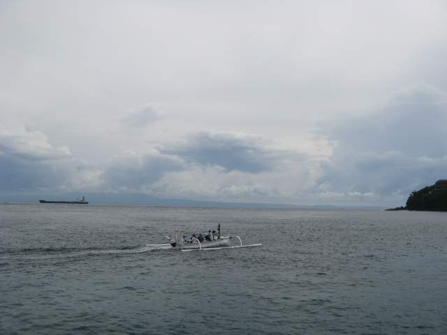 Выходим в пролив Ломбок Выходим в пролив Ломбок