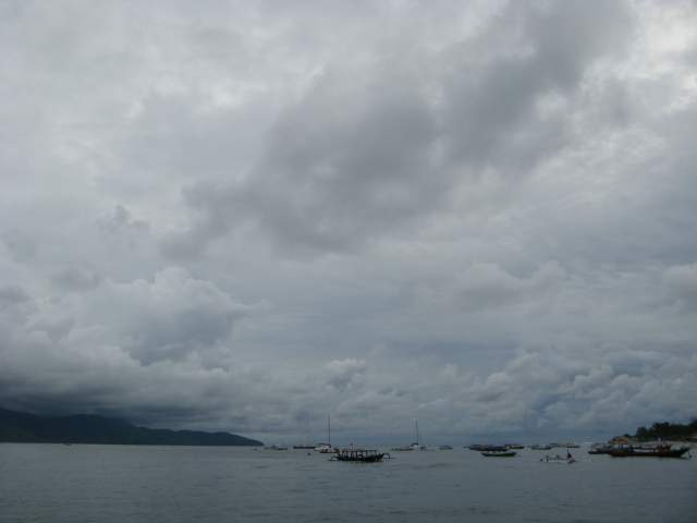 Между Ти и Мено Между Ти и Мено