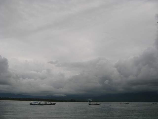 Где-то там - Ринджани Где-то там - Ринджани