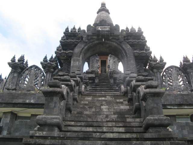 Monumen Taman Mumbul