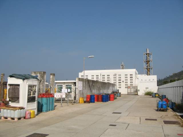 !  (Slaughter House),  %-)))    %-)))          