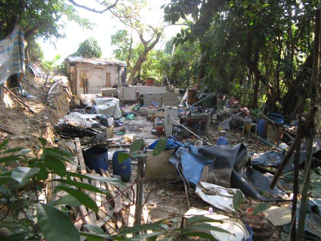     %-))) -... ,     "!" %-)))