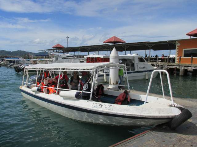 ... Ҹ   - ,    %-))))