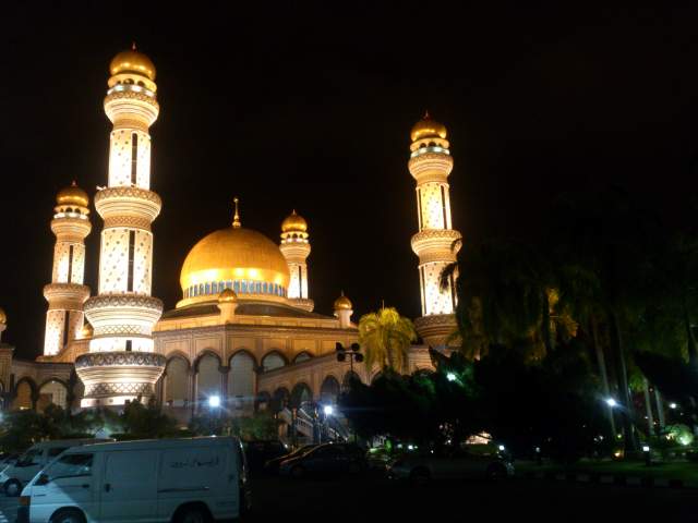 Jame' Asr Hassanil Bolkiah Mosque