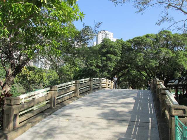     (Tuen Mun Park)