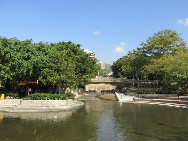     (Tuen Mun Park)