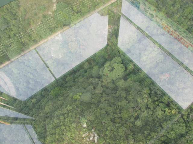 Вид вниз %-)))) Старался без ног и физий... %-)))))))))))) Вид вниз %-)))) Старался без ног и физий... %-))))))))))))