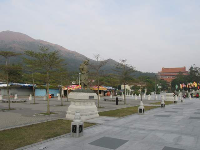 Площадь Ngong Ping Площадь Ngong Ping