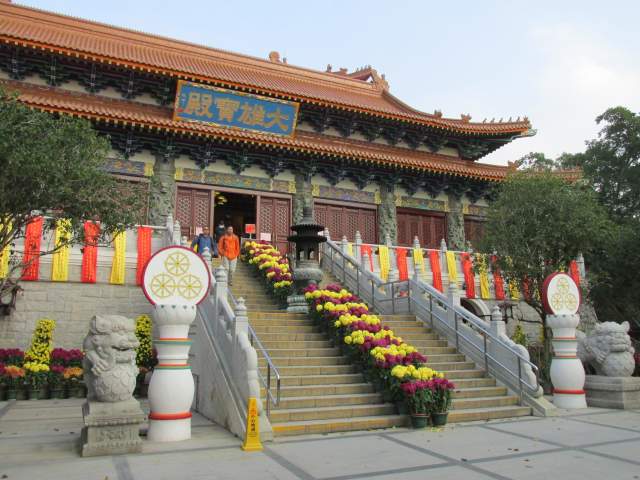 Монастырь Po Lin Монастырь Po Lin