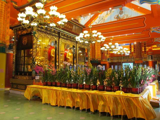 Монастырь Po Lin Монастырь Po Lin