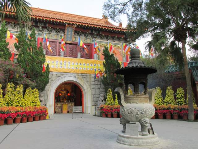 Монастырь Po Lin Монастырь Po Lin