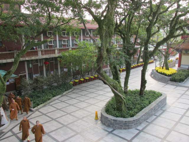 Монастырь Po Lin Монастырь Po Lin