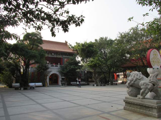 Монастырь Po Lin Монастырь Po Lin