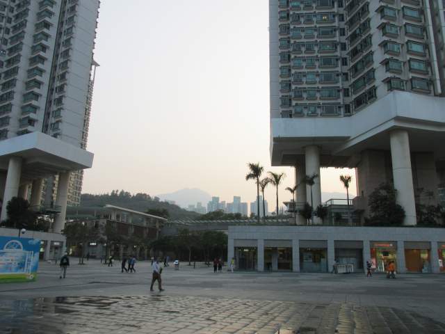 Tung Chung и Лантау Пик вдалеке... Tung Chung и Лантау Пик вдалеке...