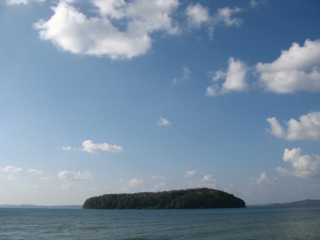 Guitar Island   .    - North Passage