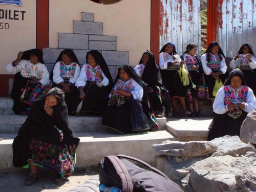 нас ждут индейские женщины, в домах которых мы будем ночевать нас ждут индейские женщины, в домах которых мы будем ночевать