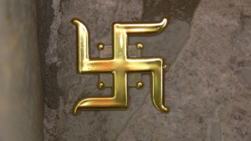 Свастика на стене моей кухни Свастика на стене моей кухни