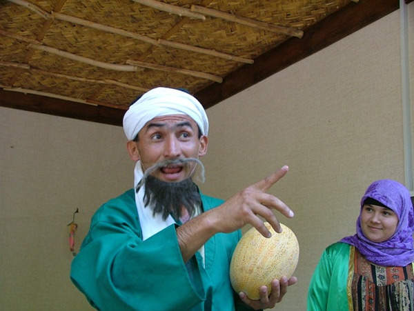 Хаджа Насреддин продает дыню за 1 рубль. Хаджа Насреддин продает дыню за 1 рубль.