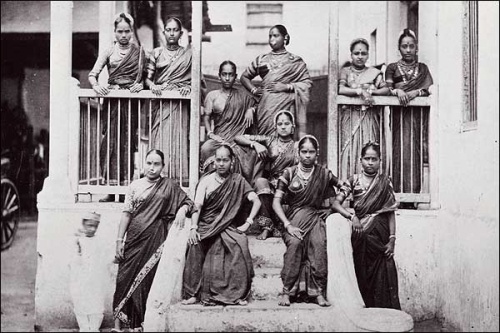 A group of Dancing or nautch girls began performing with their elaborate costumes and jewelry.