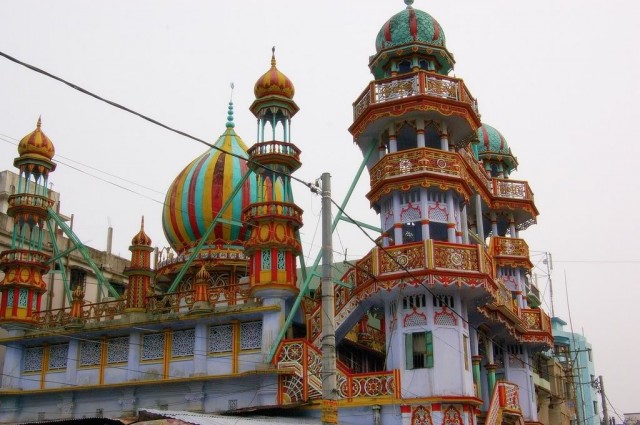 Chandanpura Masjid, Old (North) Chittagong on the Nabab Siraj ud-Daulah road