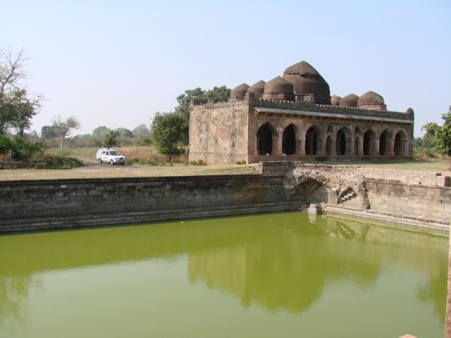 5. Malik Mughith Masjid (1432)