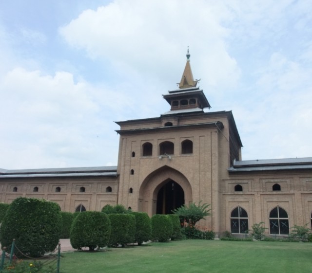 Джамма Мечеть в Шринагаре (самая древняя)