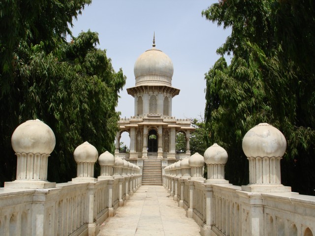 Храм Ганга Дери