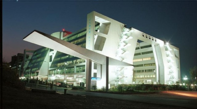 Хайтек-Сити в Хайдерабаде (Андхра-предеш) - индийской "Силиконовой Долине" - символ современной Индии