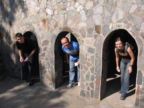 И дальше по сказке... вошел в лабиринт - обратного хода уже нет... И дальше по сказке... вошел в лабиринт - обратного хода уже нет...