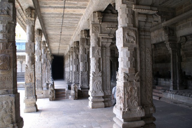 Храм Шри Экамбаранатха