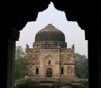 Старинный храм в Дели Старинный храм в Дели