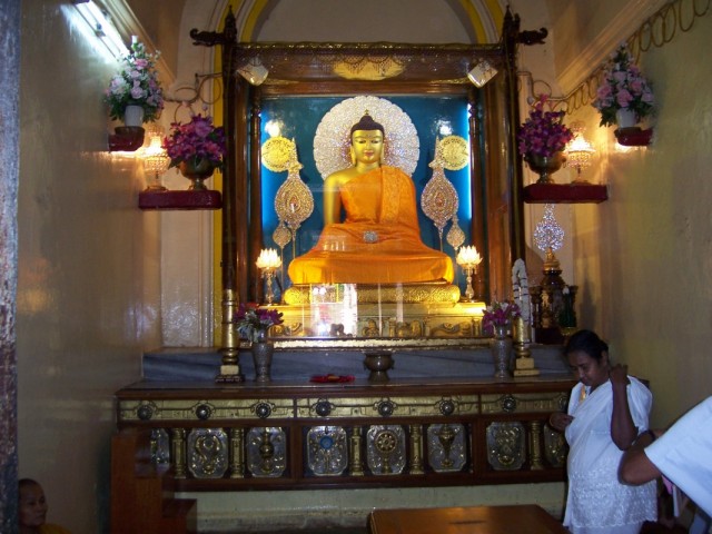 Бодхгая Статуя Будды в Главном Храме