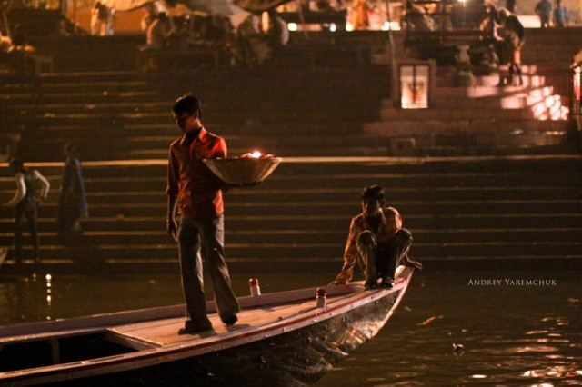 night ceremony, Varanasi