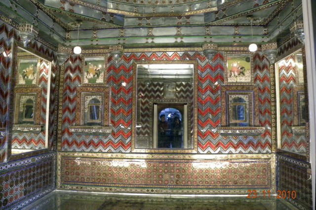 И снова - зеркальная мозаика И снова - зеркальная мозаика