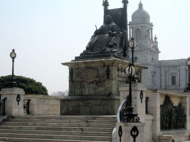 Памятник королеве Памятник королеве