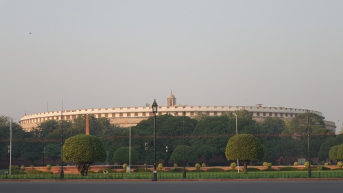 здание парламента