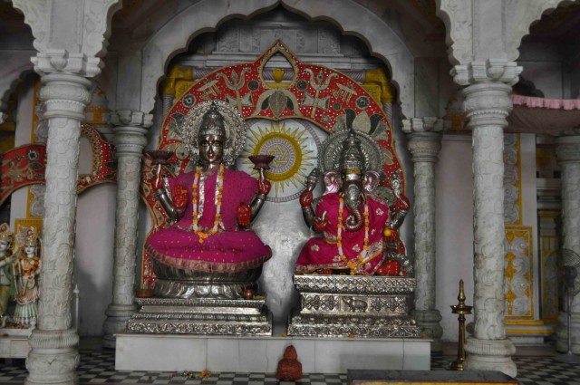   Chattarpur Mandir