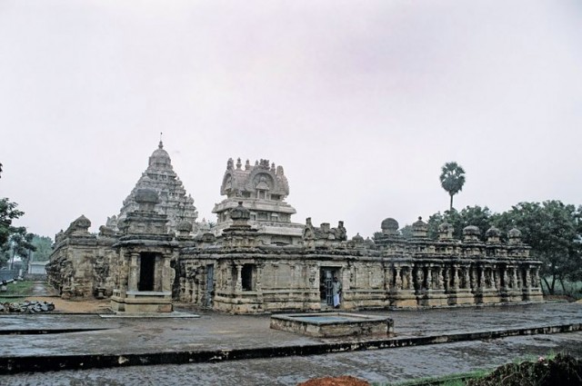 Один из самых старых храмов - по словам местных ему более 3000 лет